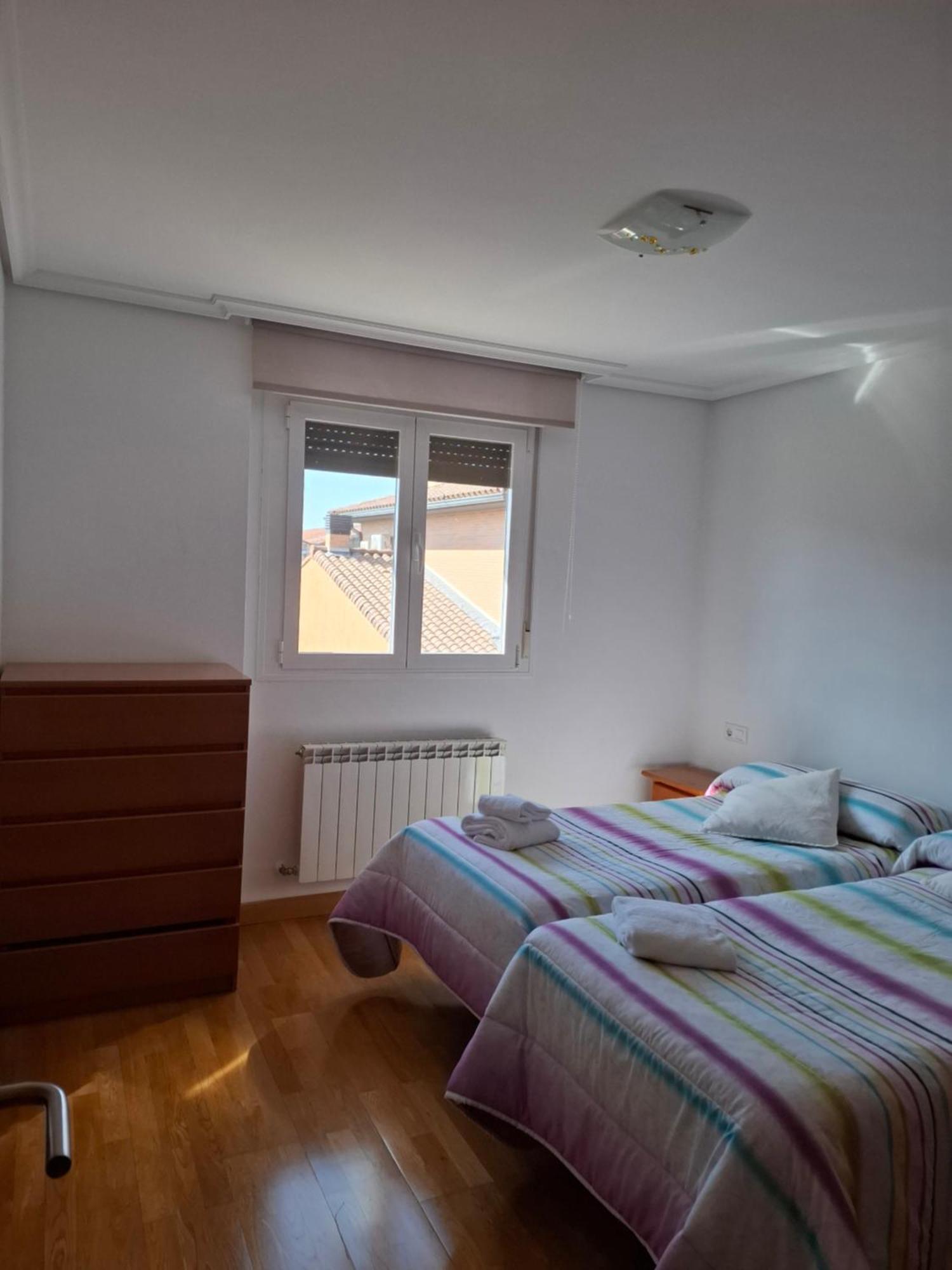 Vt Miranda Apartment Olite Exterior photo
