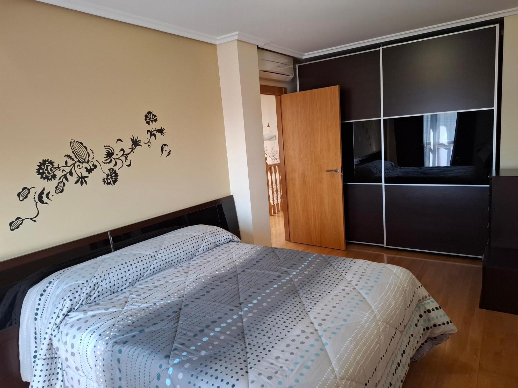 Vt Miranda Apartment Olite Exterior photo
