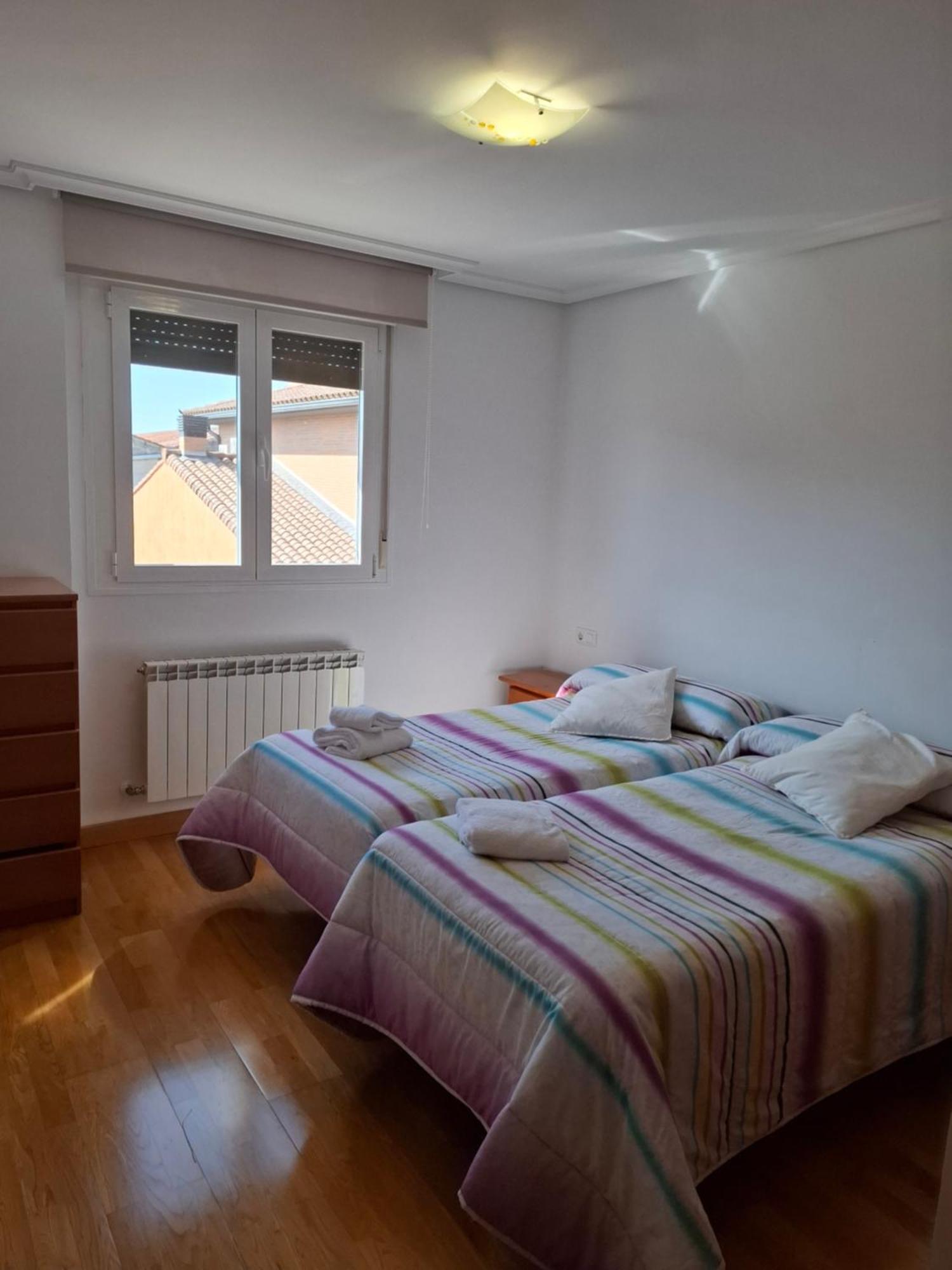 Vt Miranda Apartment Olite Exterior photo